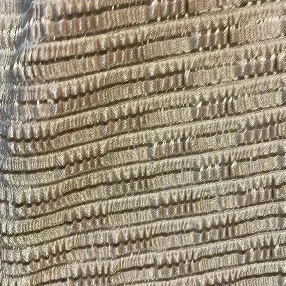 Laura Ashley Petite Medium Tan/Beige Short Sleeve Textured Blouse - Picture 6 of 8